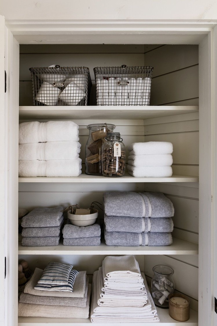 Linen Closet Organization Ideas for Easy Access to Essentials